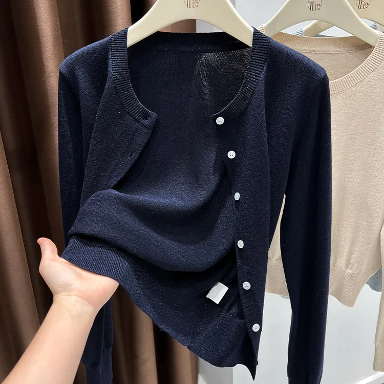 藏青色圆领收腰短外套女装2026新款配裙子长袖外搭柔软针织小开衫