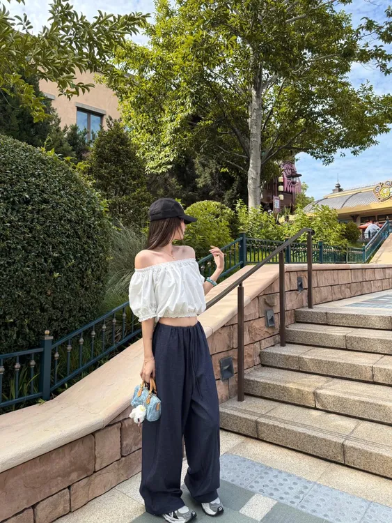 夏季新款洋气衣服女甜美一字肩泡泡袖镂空衬衫休闲宽松气质阔腿裤