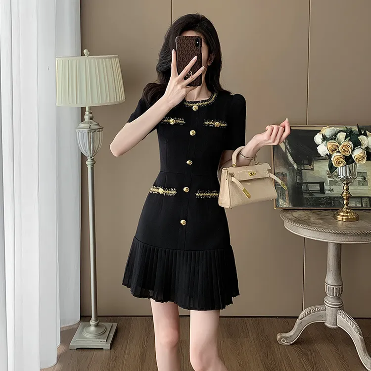 夏季时尚小个子气质轻奢御姐风小香风连衣裙女洋气收腰显瘦百褶裙
