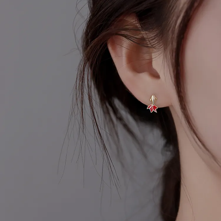 足银耳饰 999足银锦鲤耳钉女2025新款耳环红色耳饰养耳洞不用摘