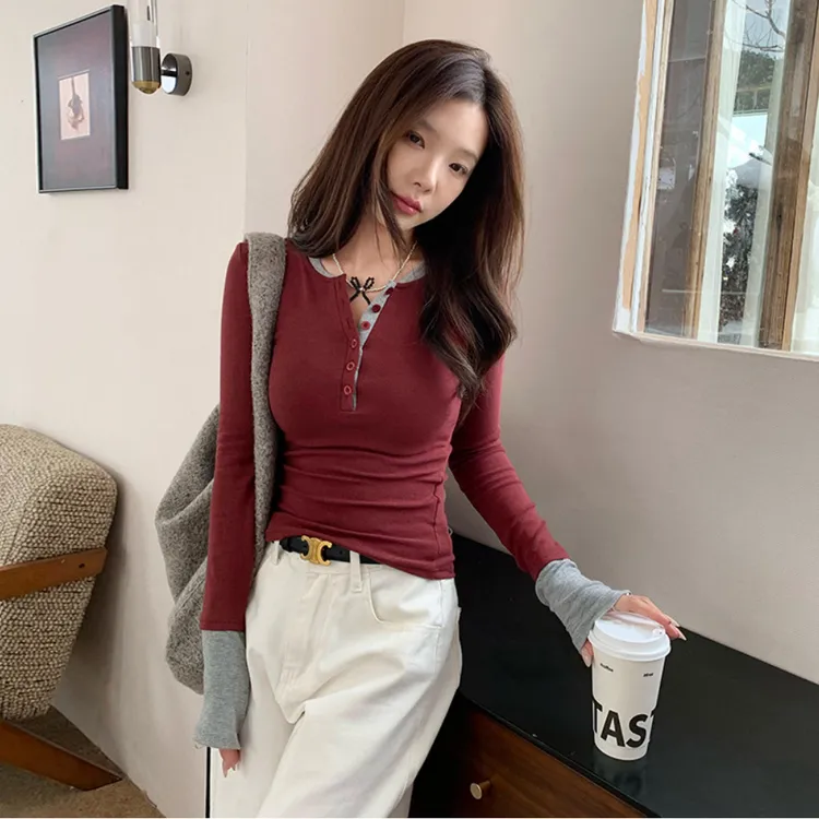 别致撞色长袖纽扣t恤女秋冬新款修身显瘦百搭打底上衣气质正肩