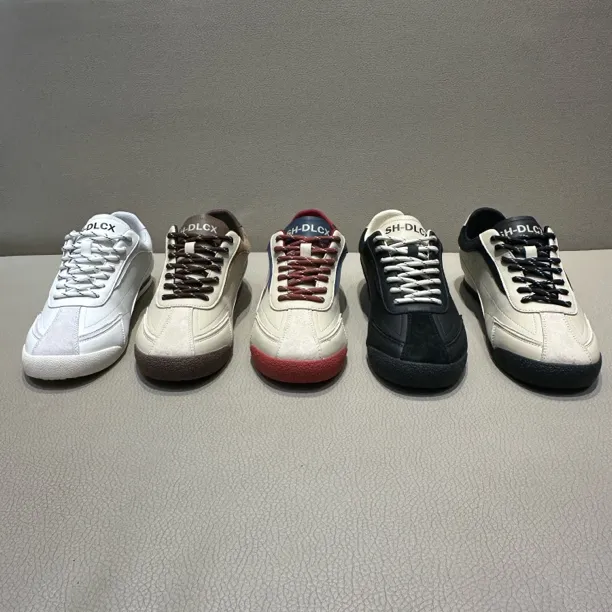 广州男士低帮时尚休闲鞋百搭系带板鞋潮流舒适软底秋季韩版网红鞋