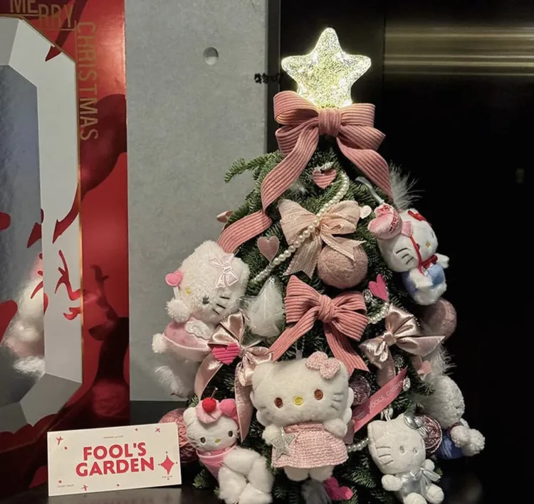 圣诞树造型公仔创意装饰品适合作为圣诞节礼物送女生朋友圣诞礼物