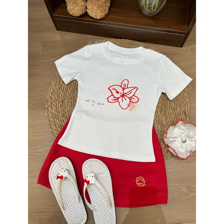 2025新款印花短袖T恤女夏季修身显瘦正肩微弹短袖辣妹上衣