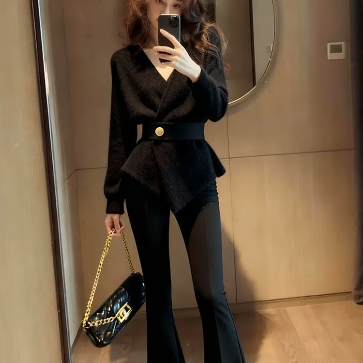 毛衣女款2025新款独特超好看气质名媛收腰小香风灰色针织外套秋冬