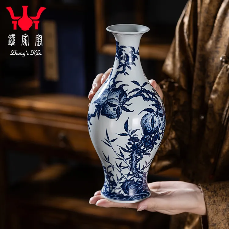 钟家窑陶瓷花瓶 景德镇柴窑青花手绘八桃橄榄瓶功夫茶茶桌摆件