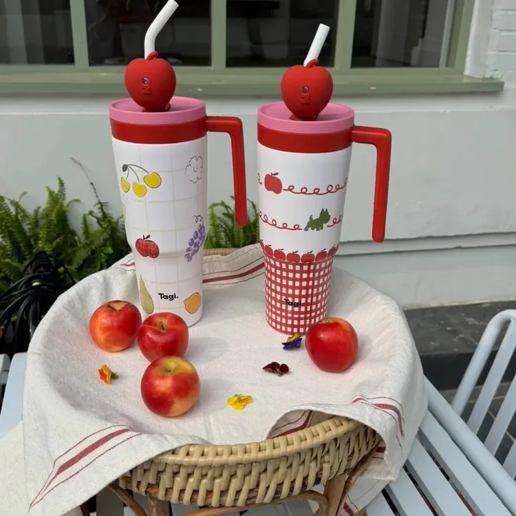 Tagi. 怦怦花田吨吨杯大容量保温杯保冰冰霸杯吸管不锈钢水杯