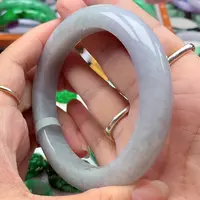 翡翠手镯未镶嵌翡翠