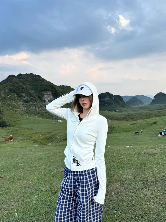 美式复古字母印花连帽卫衣女秋季修身显瘦长袖针织开衫拉链外套