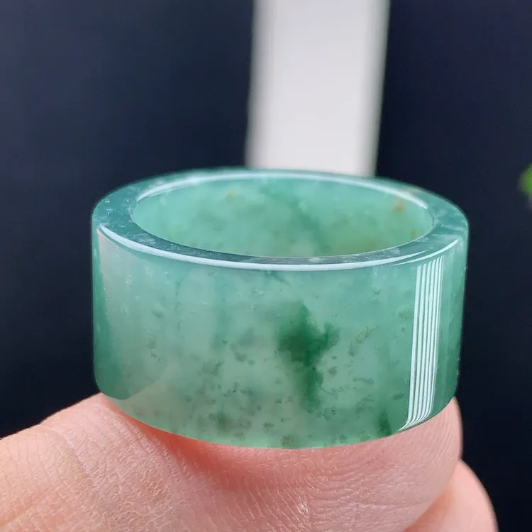 戒指内径20.4纯天然a货翡翠老坑冰种蓝绿色素面轮胎宽扳指环尾戒