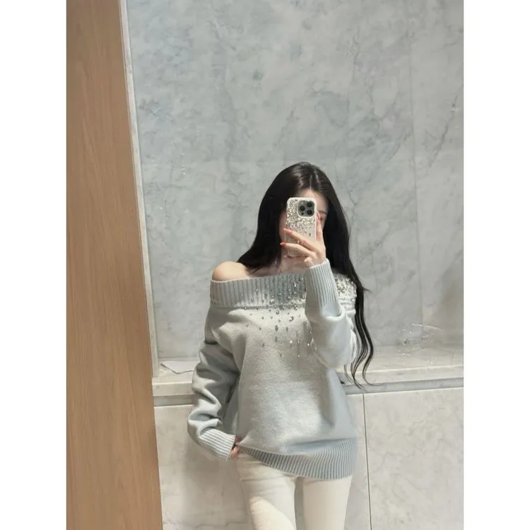 法式针织衫白色秋冬高级毛衣气质重工精致宽松长袖一字肩上衣