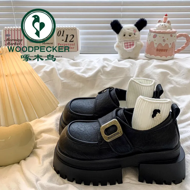 啄木鸟英伦风小皮鞋女2025春季新款复古乐福鞋百搭时尚厚底单鞋