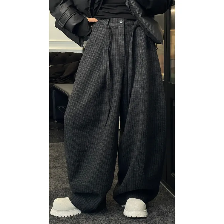 龙刀刀2025秋冬新品小众高级感格子休闲裤男宽松百搭直筒阔腿长裤