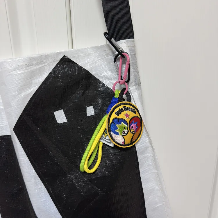 JJUNE/原创手作刺绣手机挂件钥匙扣包挂饰潮玩具面具摔跤手对决