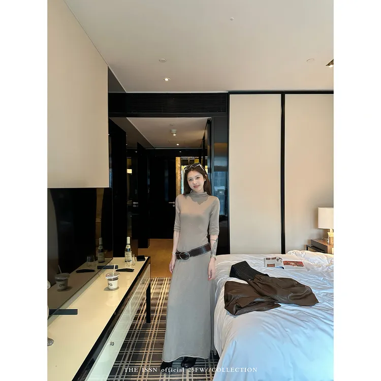 THEISSN宁司 堆堆领半袖连衣裙女早秋简约修身显瘦长裙 01335