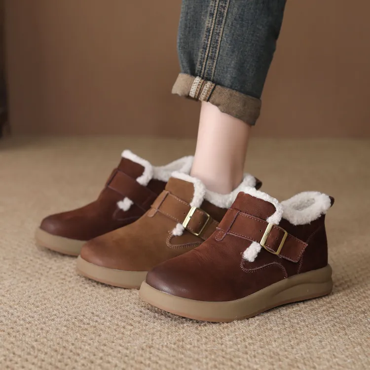 头层牛皮大棉鞋女保暖2025新款冬季防滑雪地靴防滑时尚大棉靴子潮
