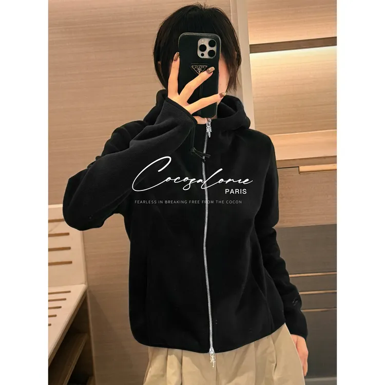 韩彬彬"十字花"摇粒绒十字刺绣微弹舒适立领连帽拉链外套3304-8