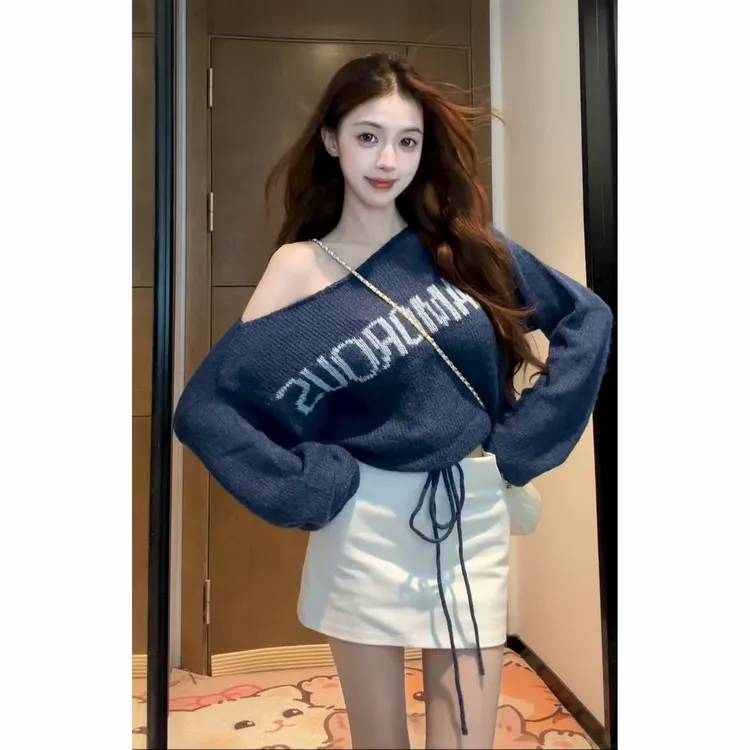 【XIAOBAWANG】设计感小众露肩字母抽绳宽松显瘦百搭针织上衣女T
