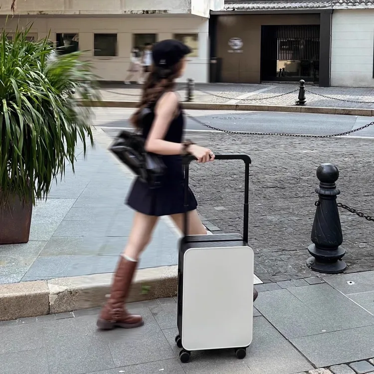 中置宽拉杆纯PC行李箱女20寸登机箱大容量皮箱男26寸拉杆箱旅行箱