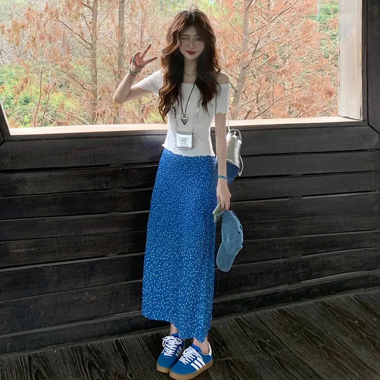 法式蓝色碎花半身连衣裙子女2025年夏季新款显瘦气质包臀长裙套装