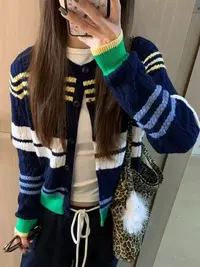 韩版单排扣撞色针织开衫女2025春季新款减龄毛衣别致超好看上衣潮