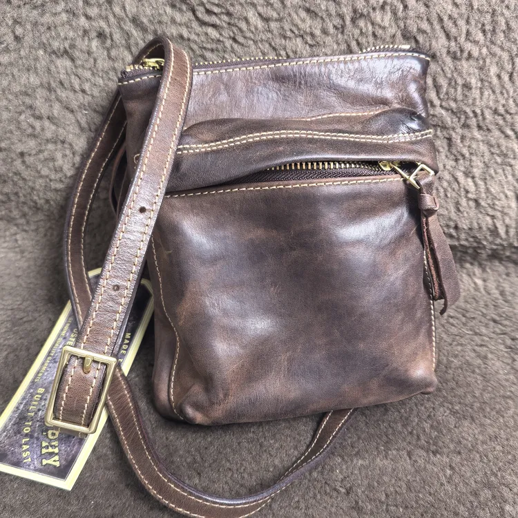 马皮斜挎包休闲复古潮流简约斜肩包