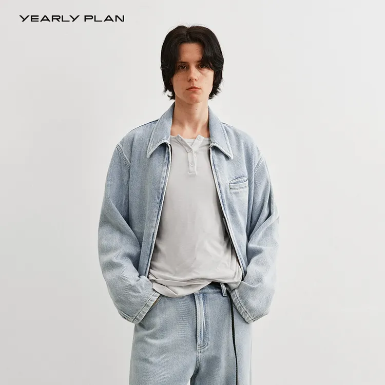 YEARLY PLAN 2025秋 独家柔软牛仔经典翻领时髦牛仔外套 2857