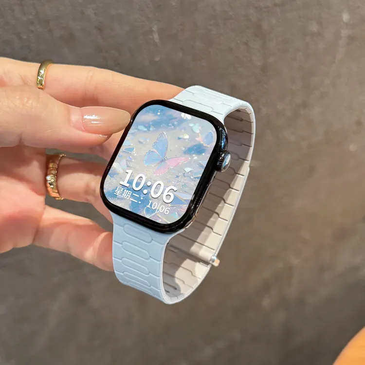 硅胶磁吸亲肤适用iwatch s11手表applewatch s10苹果手表表带配件