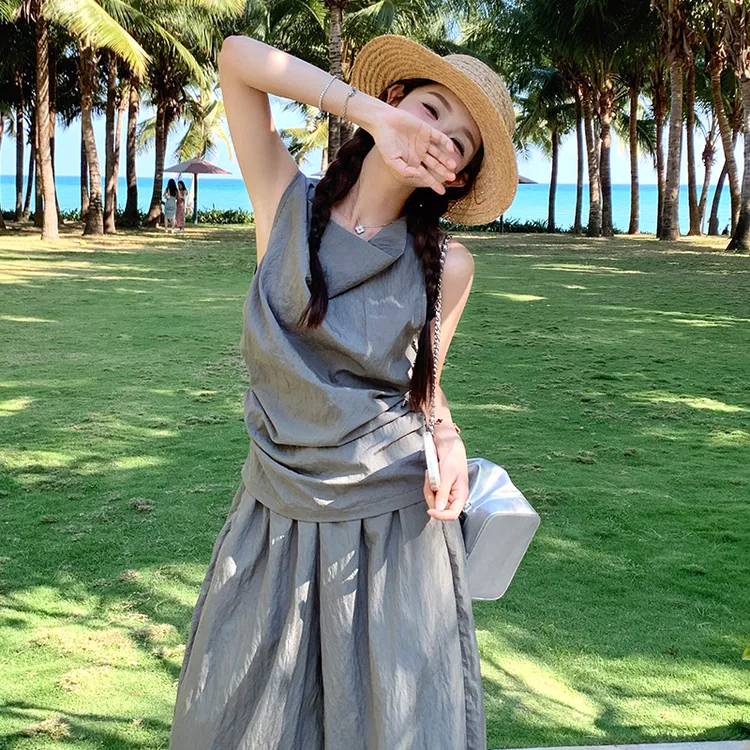 设计感无袖荡领上衣阔腿裤套装两件套女夏高级感甜酷风花苞灯笼裤