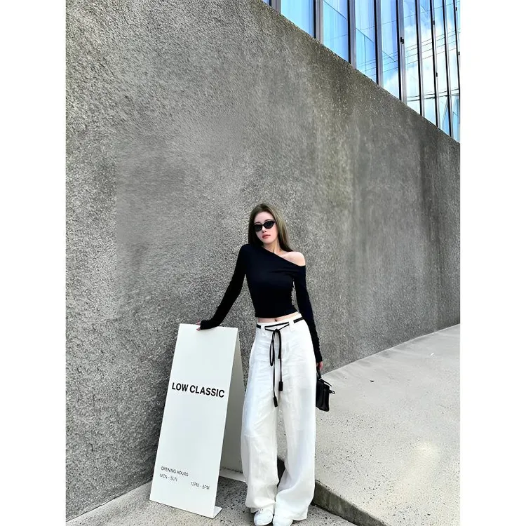 2025早秋新款纯欲风时尚辣妹斜肩设计感长袖上衣高腰直筒阔腿裤女