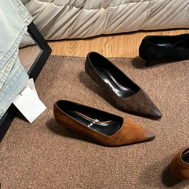 2025秋季新款小众设计感复古擦色尖头高跟鞋时尚百搭气质网红单鞋