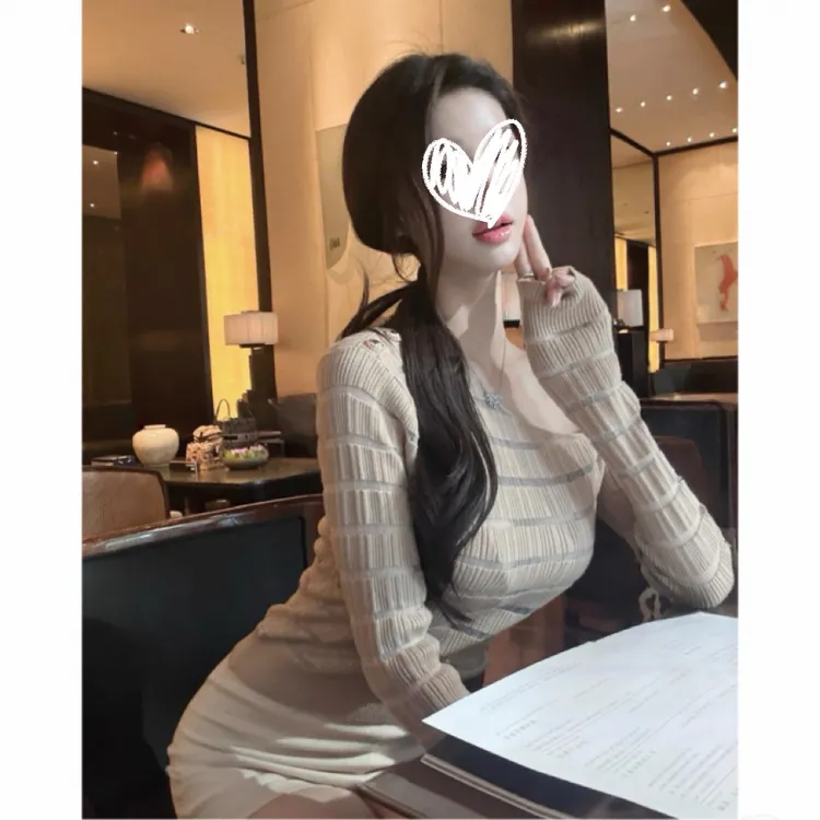 【茶艺】茶系温柔小性感风纯欲修身显身材斜肩打底上衣女