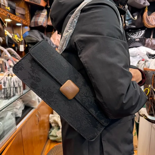 Suozhuo 腋下包四个色