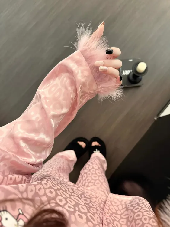 粉嫩减龄凯蒂猫豹纹仙羽袖口睡衣女性感纯欲风早秋爆款新款家居服