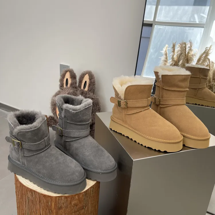 乔治凯琳冬季新款皮带扣短靴骑士靴厚底雪地靴女增高保暖东北棉鞋