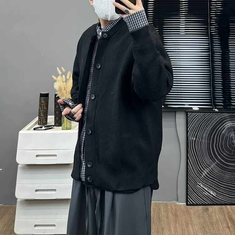 假两件格子拼接毛衣开衫