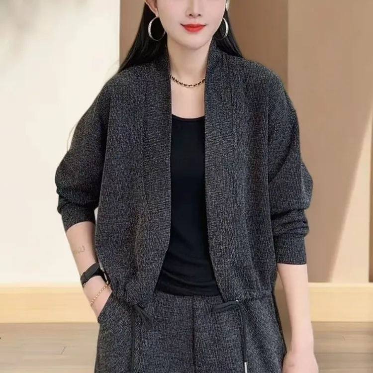 8896休闲长袖纯色早秋季透气宽松开衫洋气减龄女装