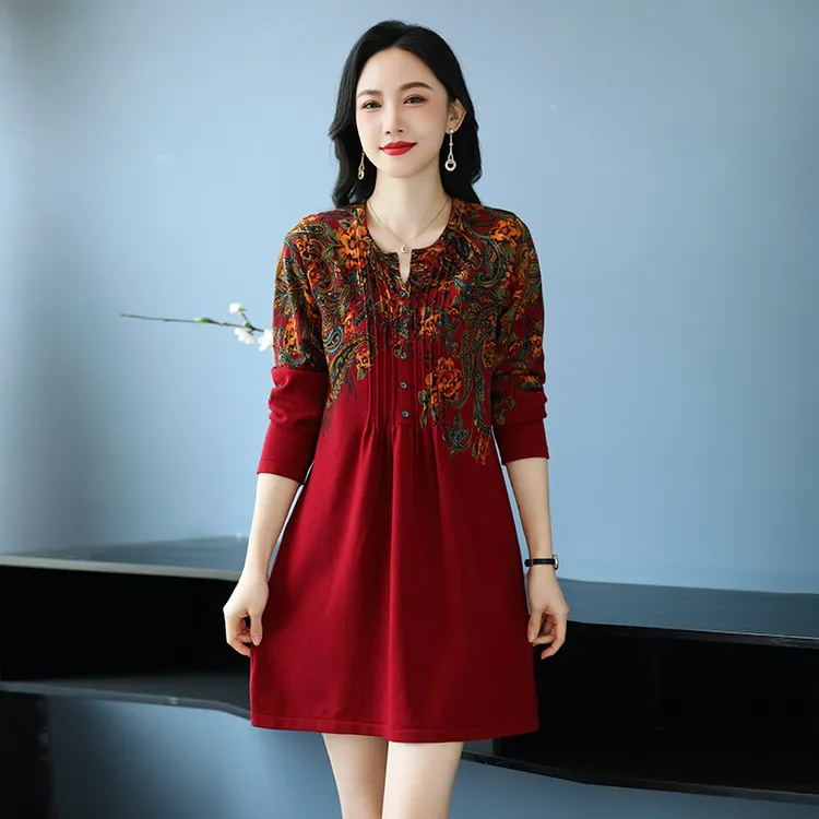 中老年女装喜婆婆红色修身礼服裙子显瘦金丝洋气时尚毛针织衫