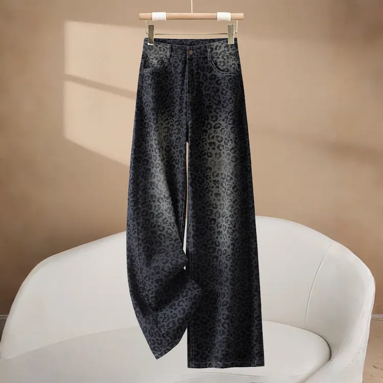 La babite美式复古豹纹直筒牛仔裤2025年秋季新款重工宽松休闲裤