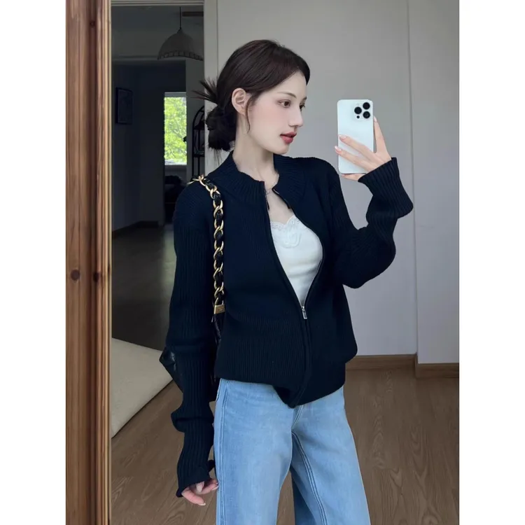 藏青色立领拉链针织开衫女秋冬设计感修身短款毛衣外套内搭上衣