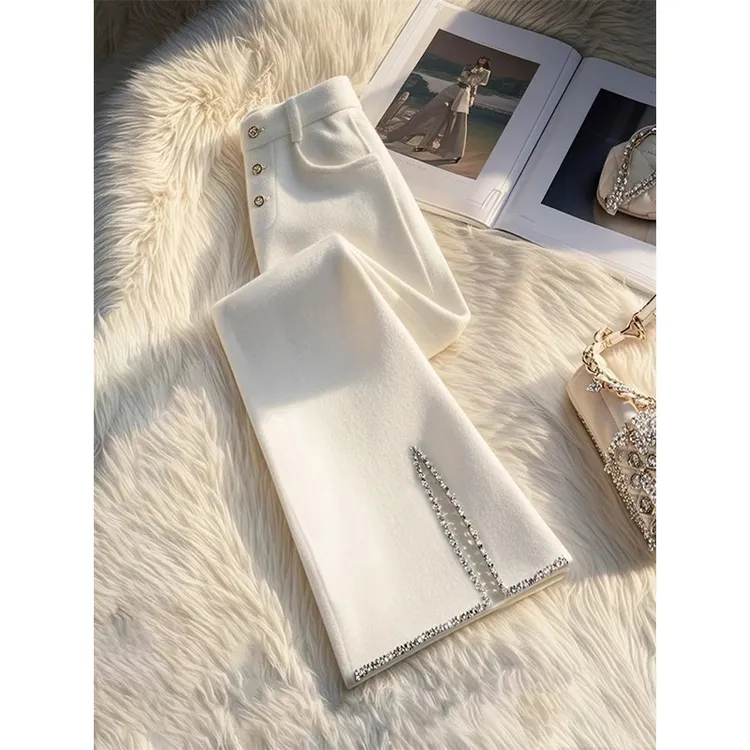 今年爆款气质白色直筒休闲阔腿裤女2025冬季加绒加厚高腰窄版长裤