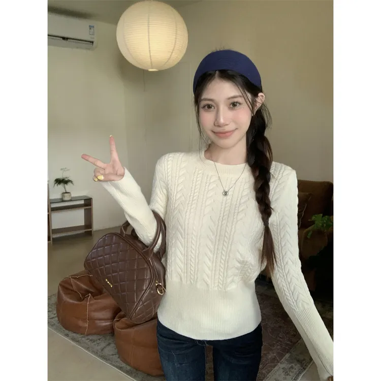 韩系甜美粗针加厚秋冬新款高腰圆领毛衣针织韩系少女宽松麻花毛衣