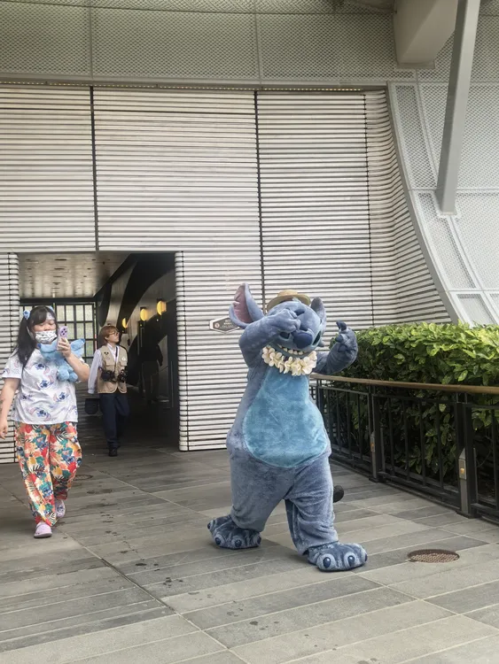 迪士尼33Vip 小镇入园 八个主题项目不限时 含入园门票管家一对一