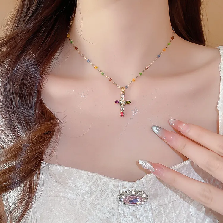 SZ镶钻串珠十字架吊坠项链小众百搭气质锁骨链轻奢时尚高级感饰