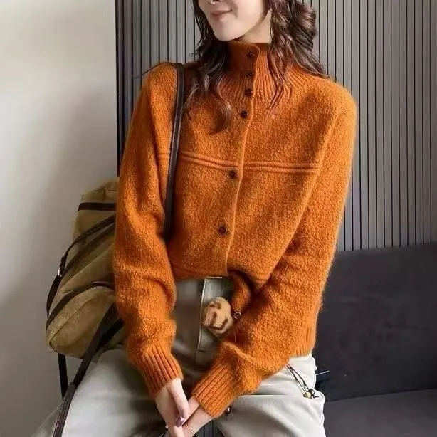 欧洲站秋冬新款半高领肌理感宽松慵懒风针织衫女毛衣外套百搭上衣