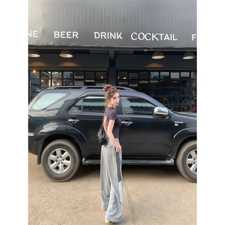 简约时尚休闲百搭短袖T恤设计感撞色宽松高腰修身显瘦直筒休闲裤