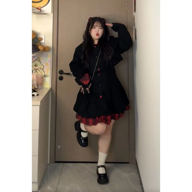 高级感甜酷辣妹风新款微胖大码收腰显瘦短款吊带连衣裙＋外套套装