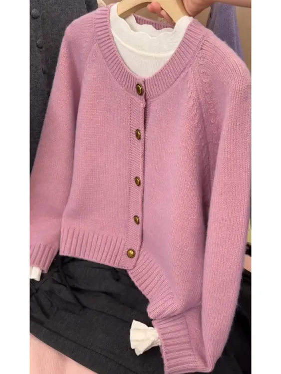 温柔韩系圆领粉色长袖针织开衫女2025秋季新款慵懒风宽松外套毛衣