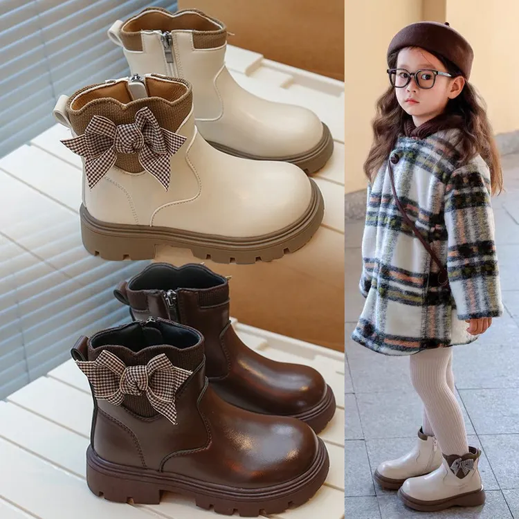 阿童木女童靴子2025新款秋冬儿童马丁靴女孩二棉短靴软底黑色皮靴