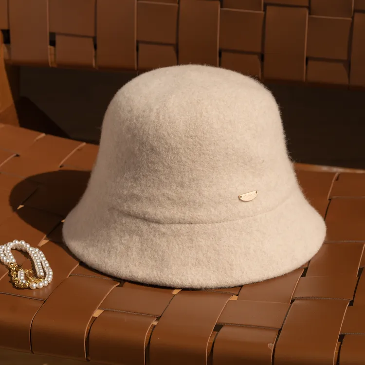 疯帽子 法式羊毛针织渔夫帽女百搭休闲纯色盆帽子显脸小25秋冬新